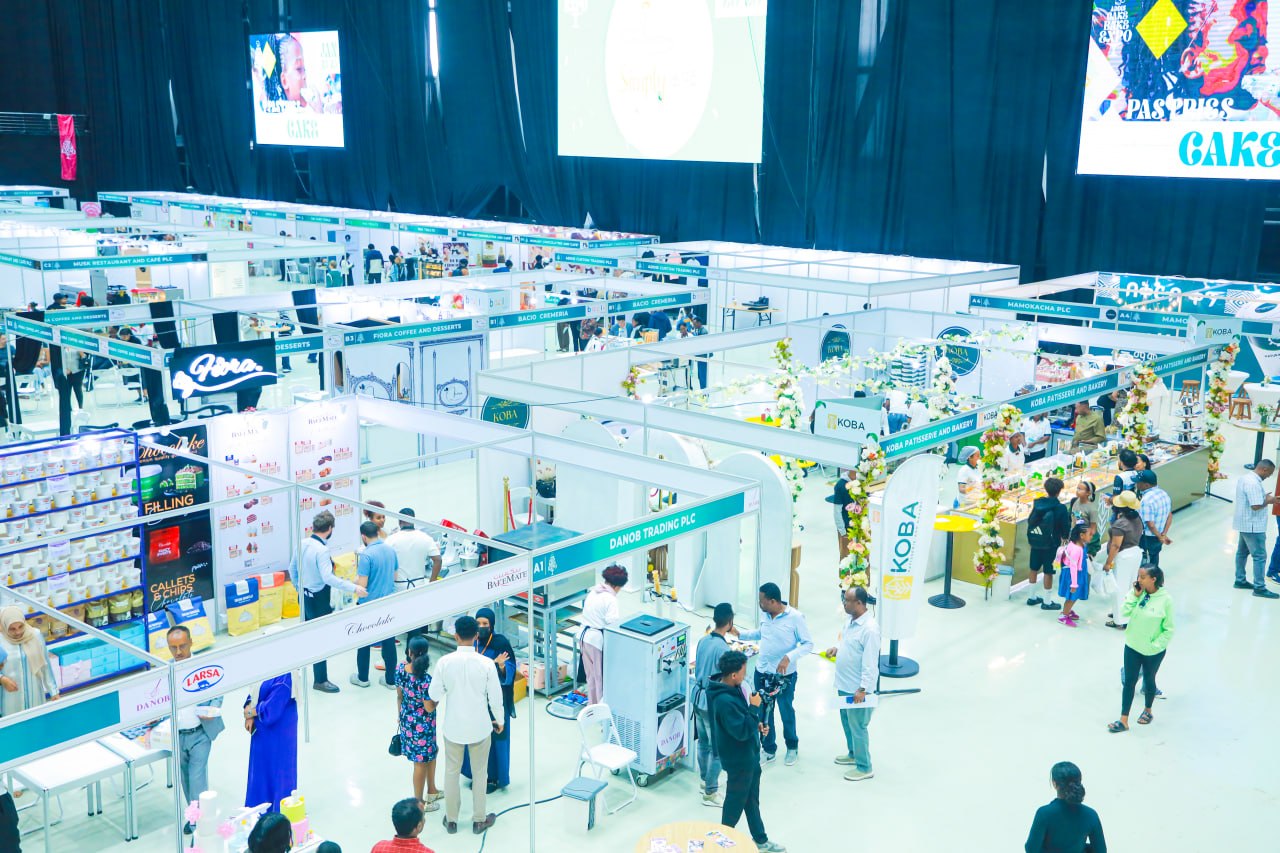 Exhibitor Row Bustle
